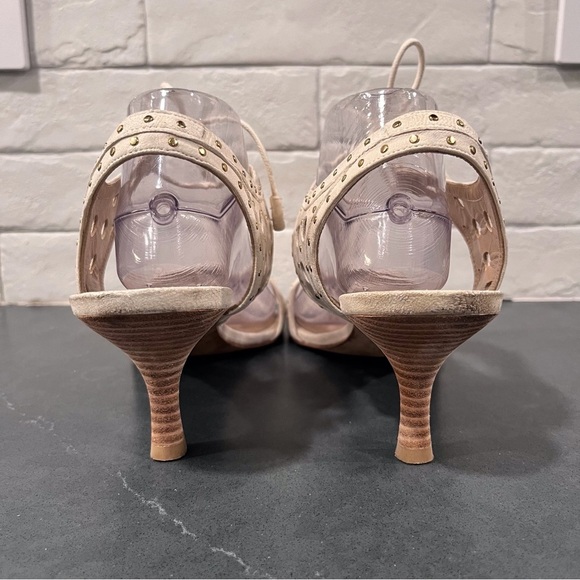 Stuart Weizmann sz 11N Circular strappy studded kitten heels in cream leather - Picture 8 of 15